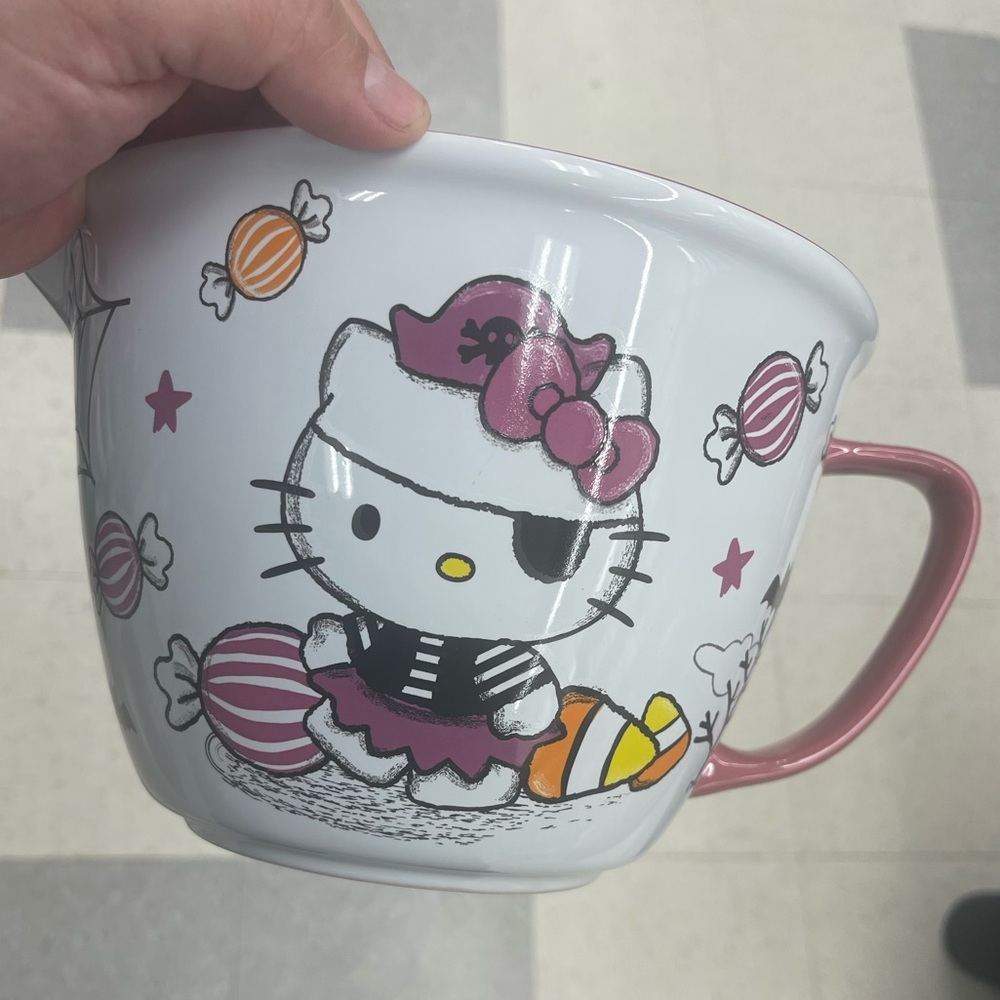 Halloween kitty mixing bowl with matching ramekins set
